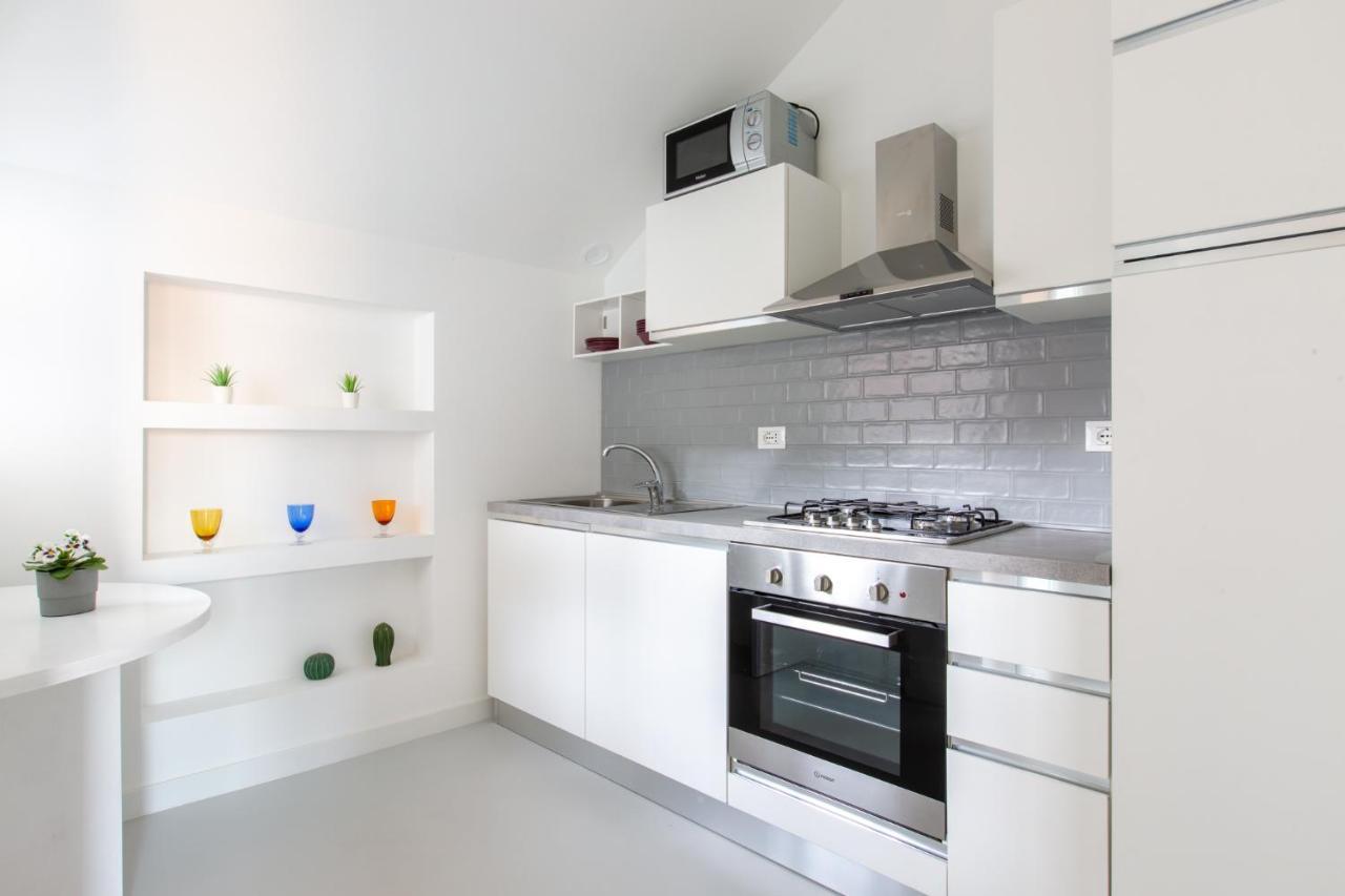 Italstay - Disciplini Apartment -10 Min Dal Duomo Милан Экстерьер фото